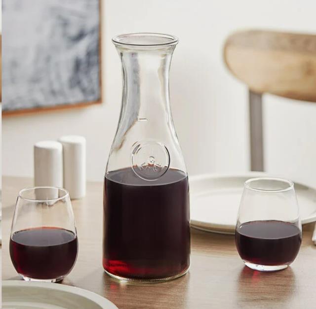 Where to find CARAFE, GLASS 32 OZ in New Orleans